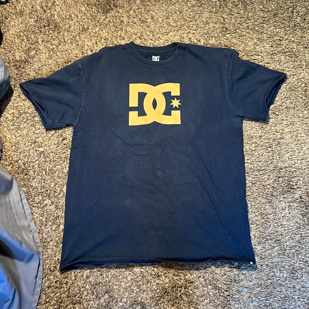 DC shirt center logo